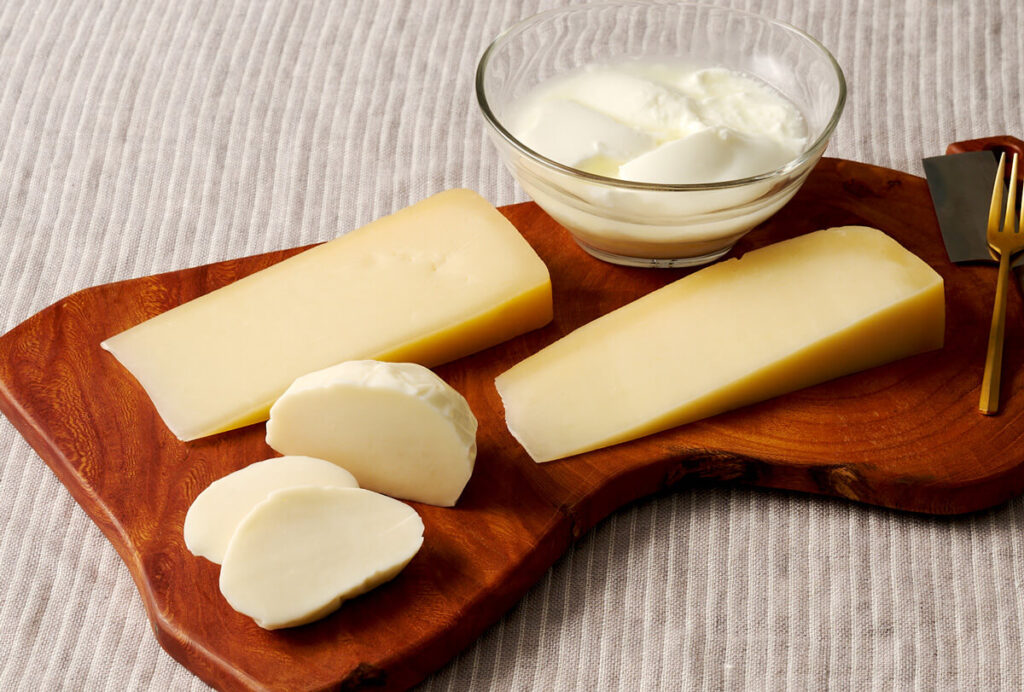 ミルン牧場の自家製造したチーズ３種類